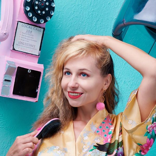 Building a Personal Brand: Showcasing Your Unique Identity